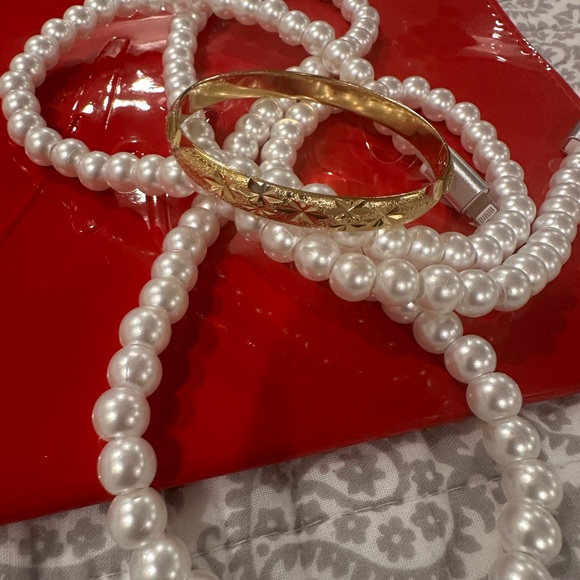 Gold Etched Bracelet - Picture 1 of 3